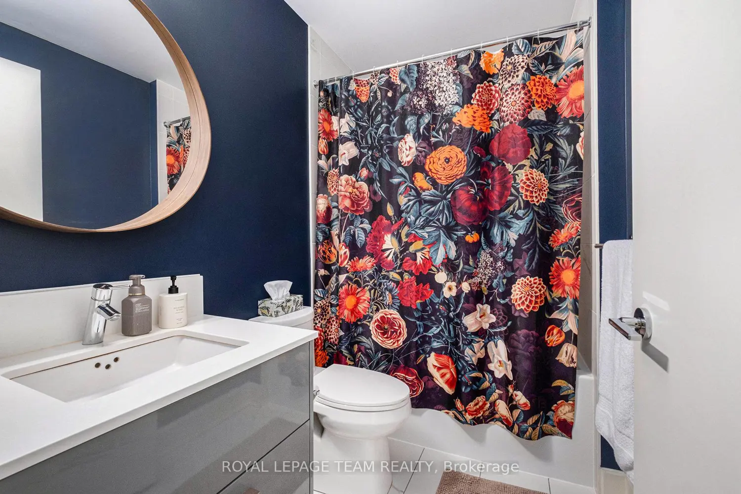 Additional image 11 of 255 Bay Street 714