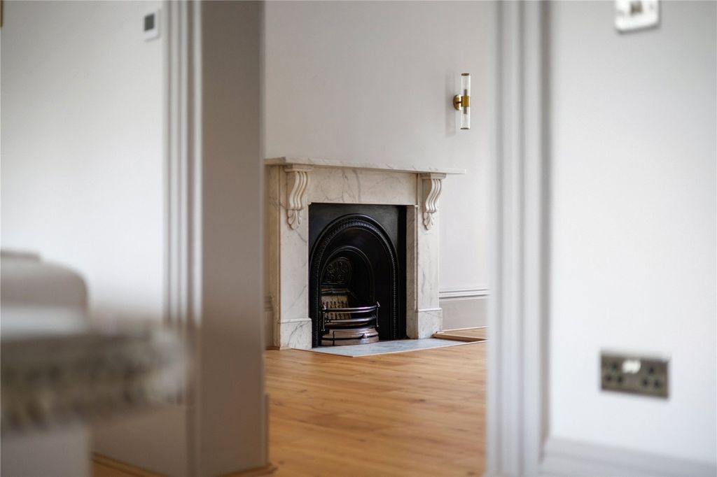 Additional image 12 of 5 bed terraced house for saleBrock Street, Bath, Somerset BA1