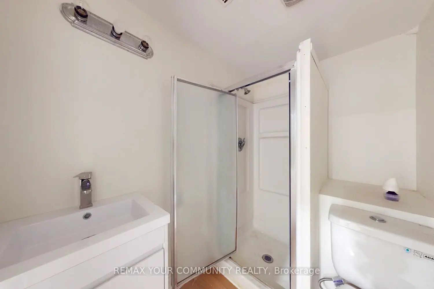 Additional image 12 of 14 Lonsdale Place