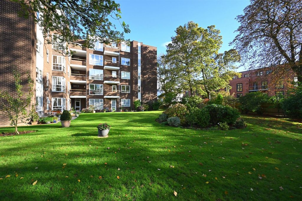 Additional image 27 of 3 bed flat for saleThe Regents, Norfolk Road, Edgbaston, Birmingham B15