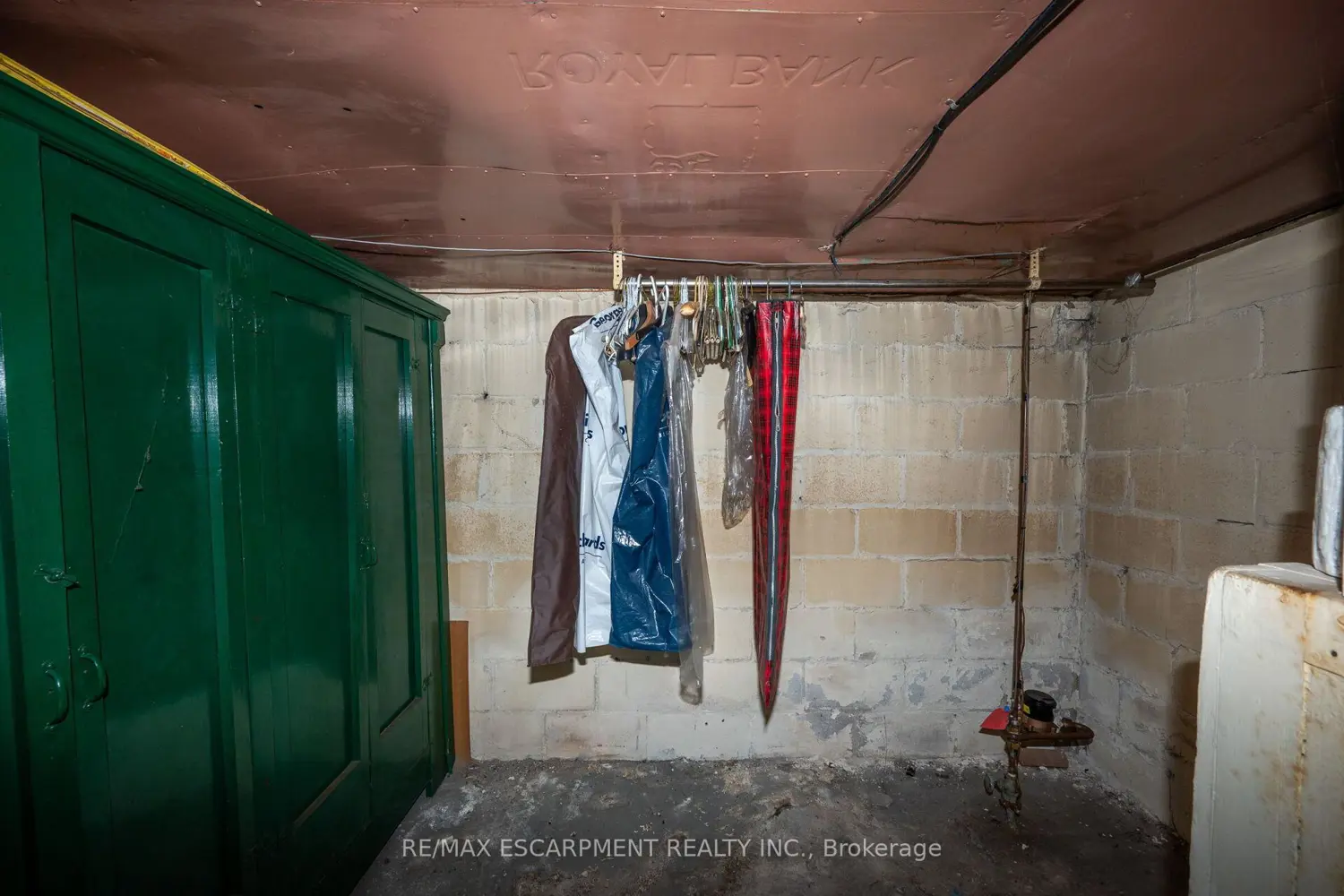 Additional image 14 of 31 1/2 Garside Avenue