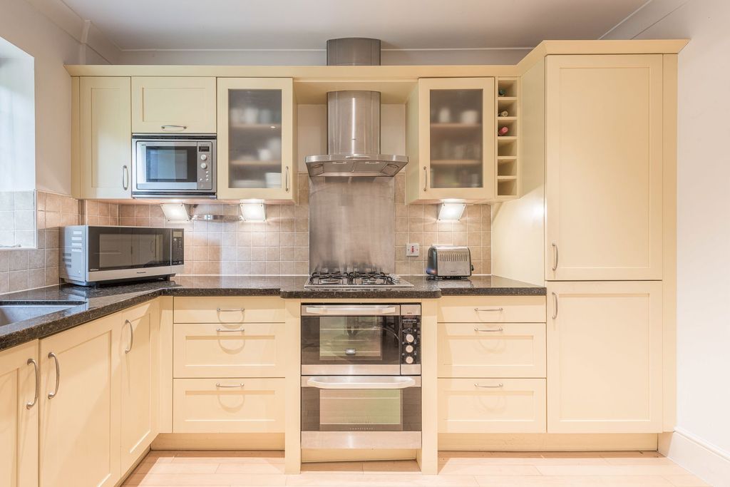 Additional image 22 of 2 bed flat for saleSt. Johns Hill, Shenstone, Lichfield WS14