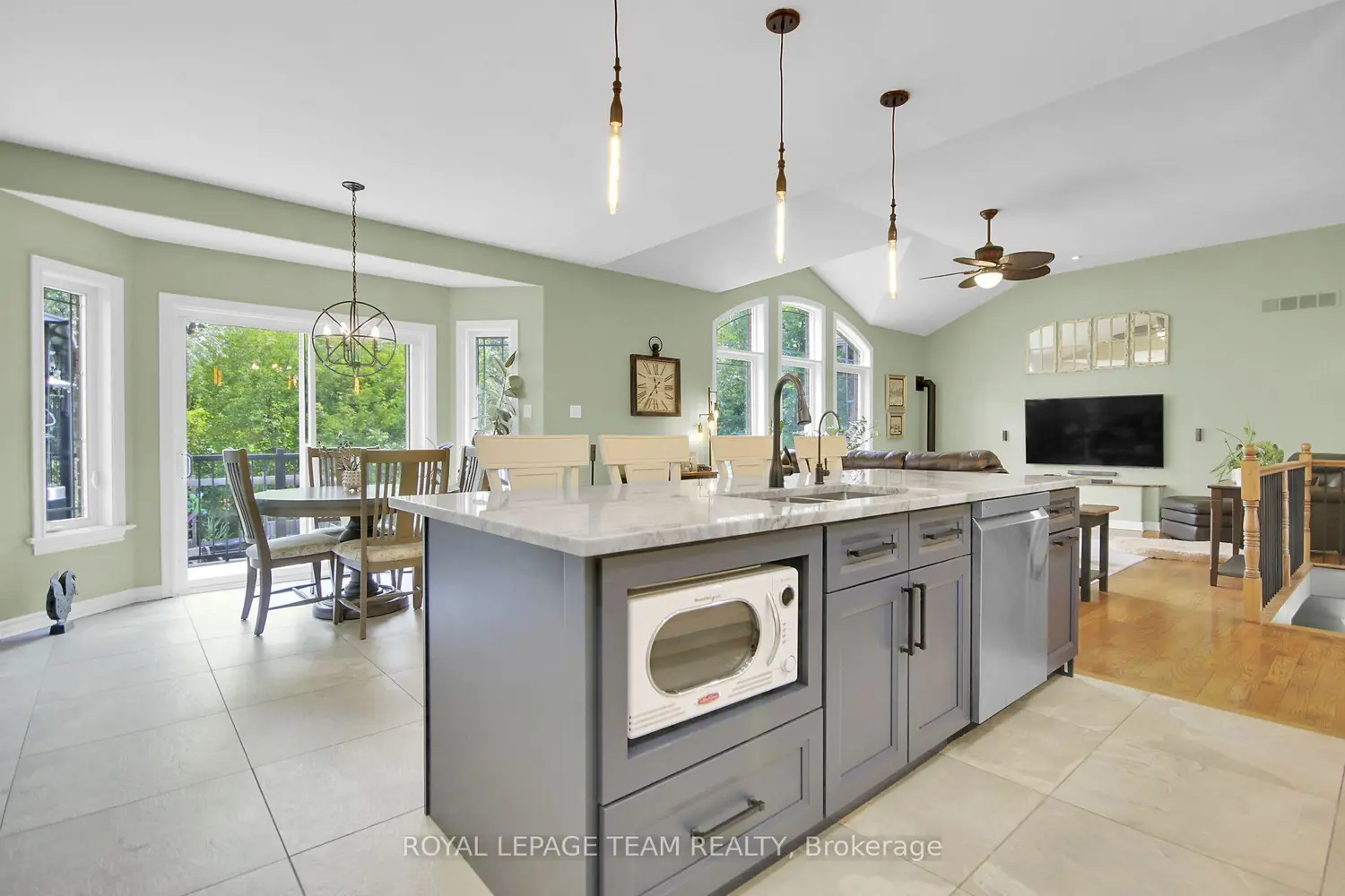 Additional image 5 of 2539 Kearns Way