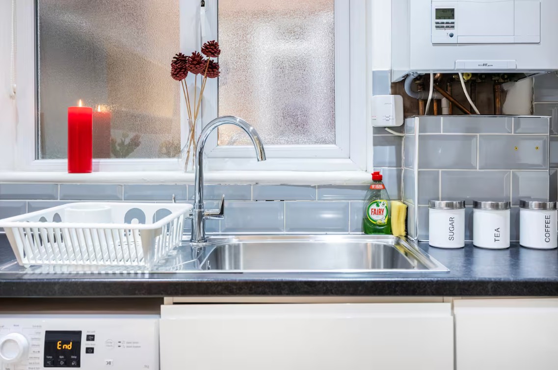 Additional image 10 of 2 Bed Flat, North End Road, W14, N1 7GU