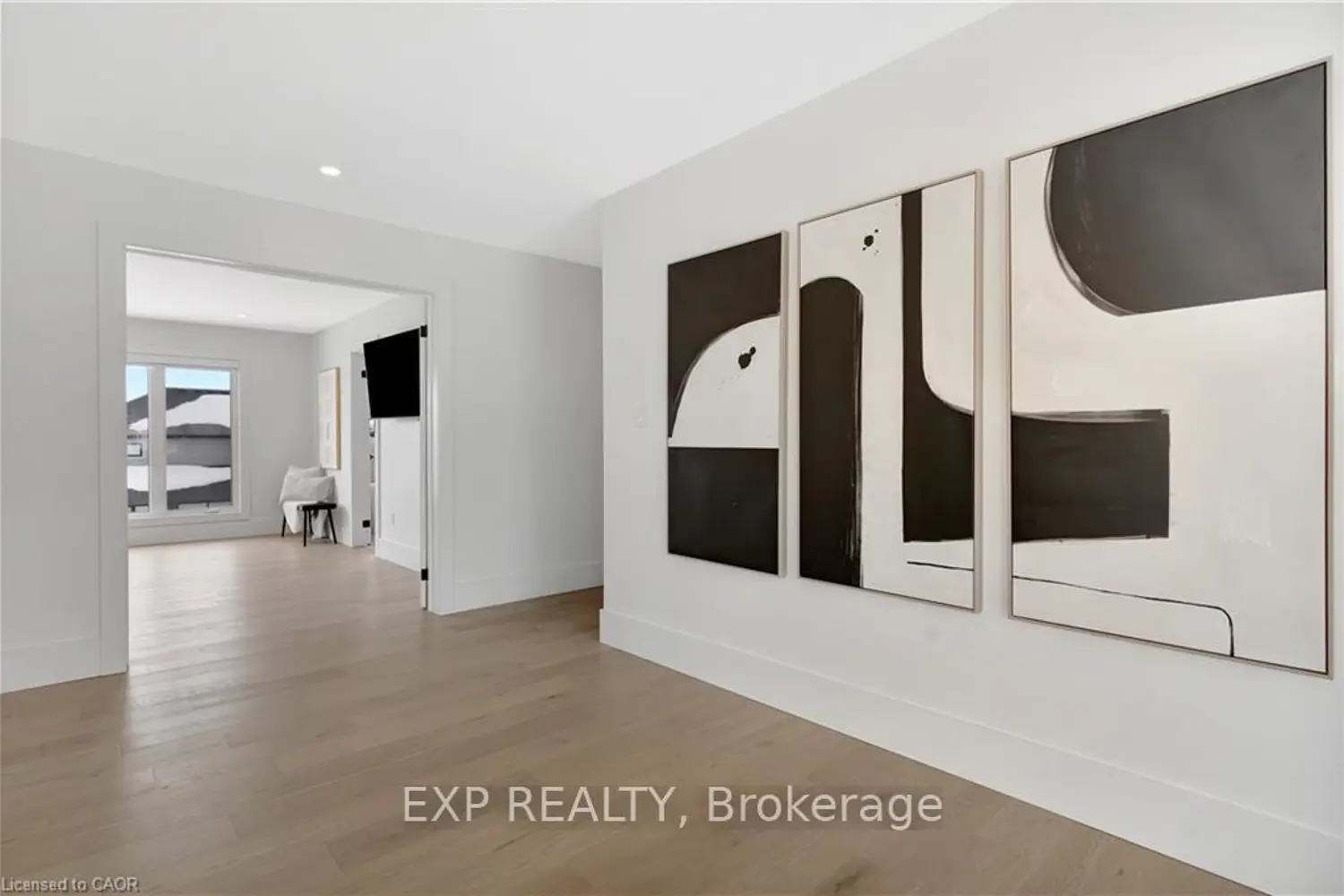 Additional image 11 of 1048 Walton Avenue