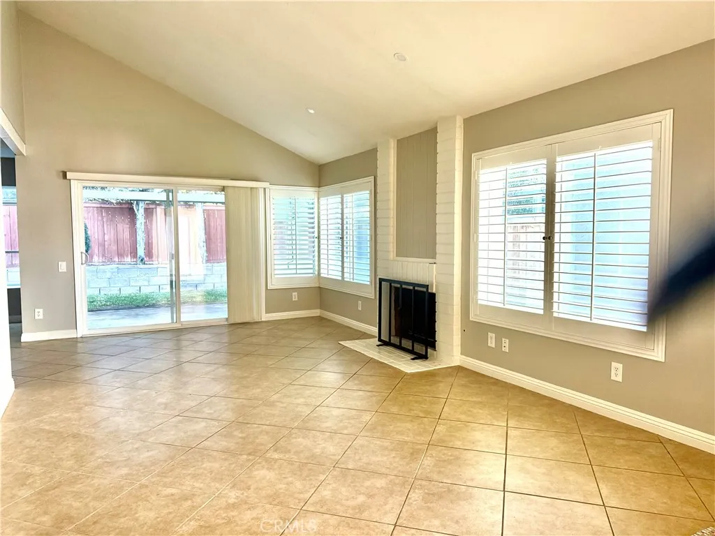 Additional image 13 of 80 Summerstone, Irvine, CA 92614