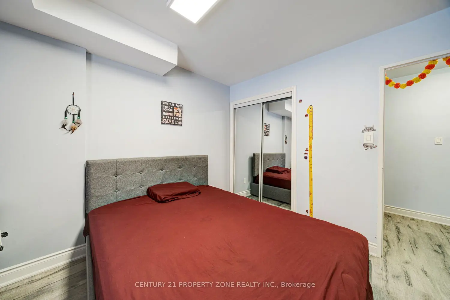 Additional image 10 of 1250 Mississauga Valley Boulevard 112