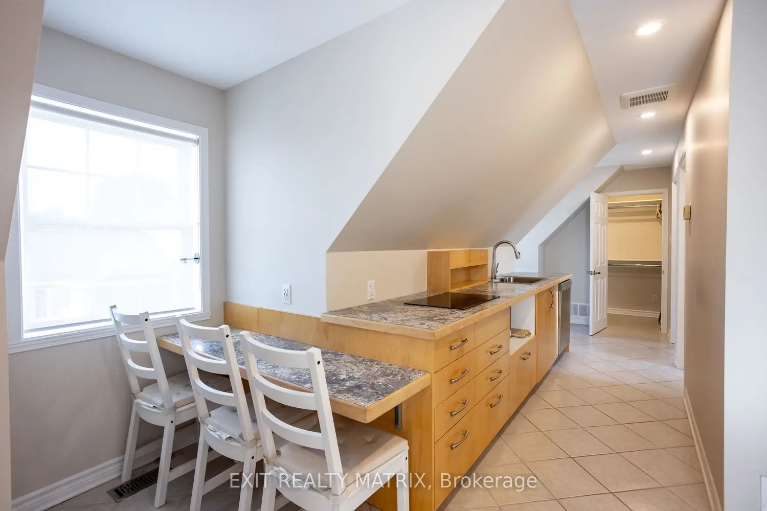 Additional image 14 of 2392 8Th Line Road