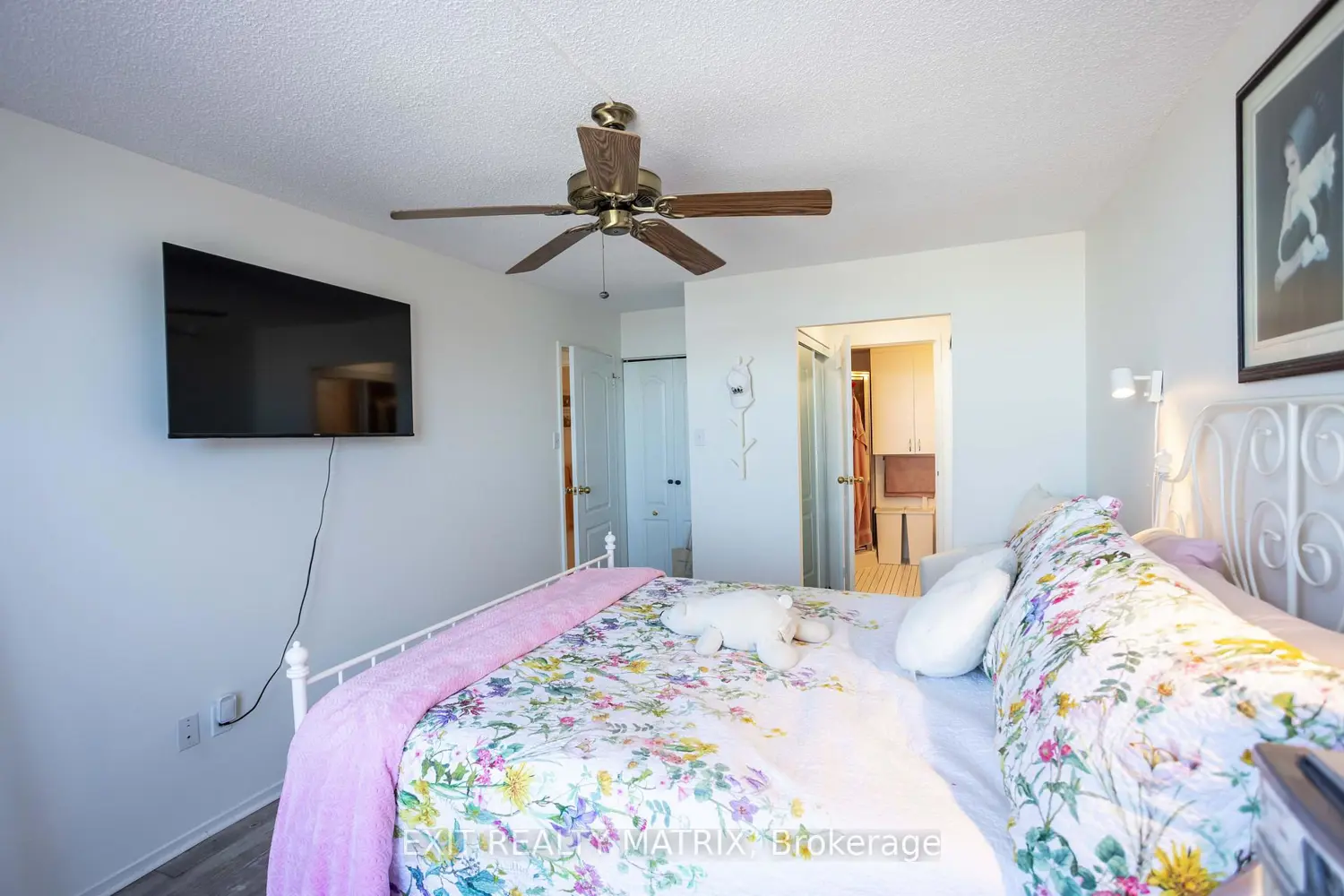 Additional image 12 of 2759 Carousel Crescent 1007