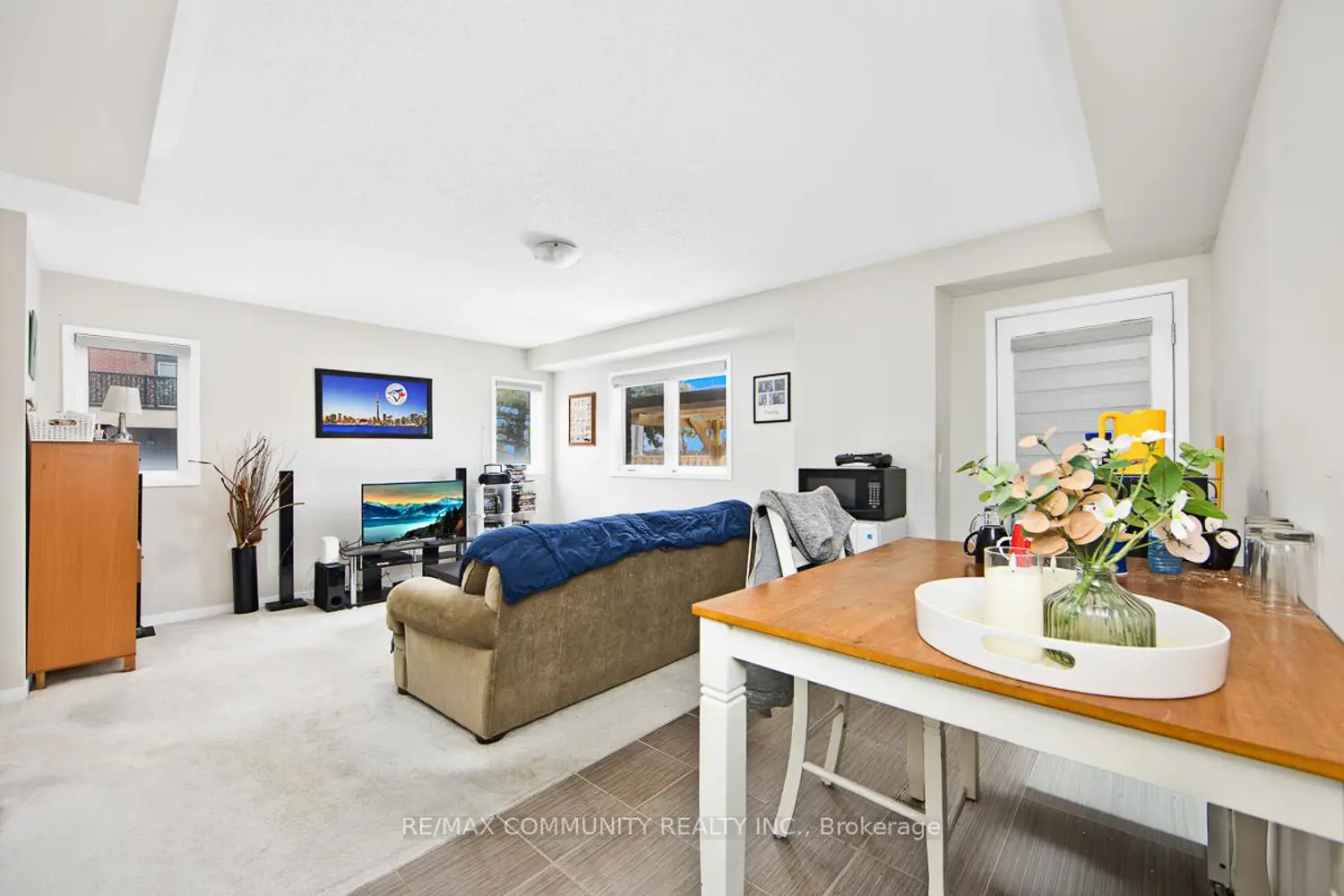 Additional image 4 of 984 Kicking Horse Path