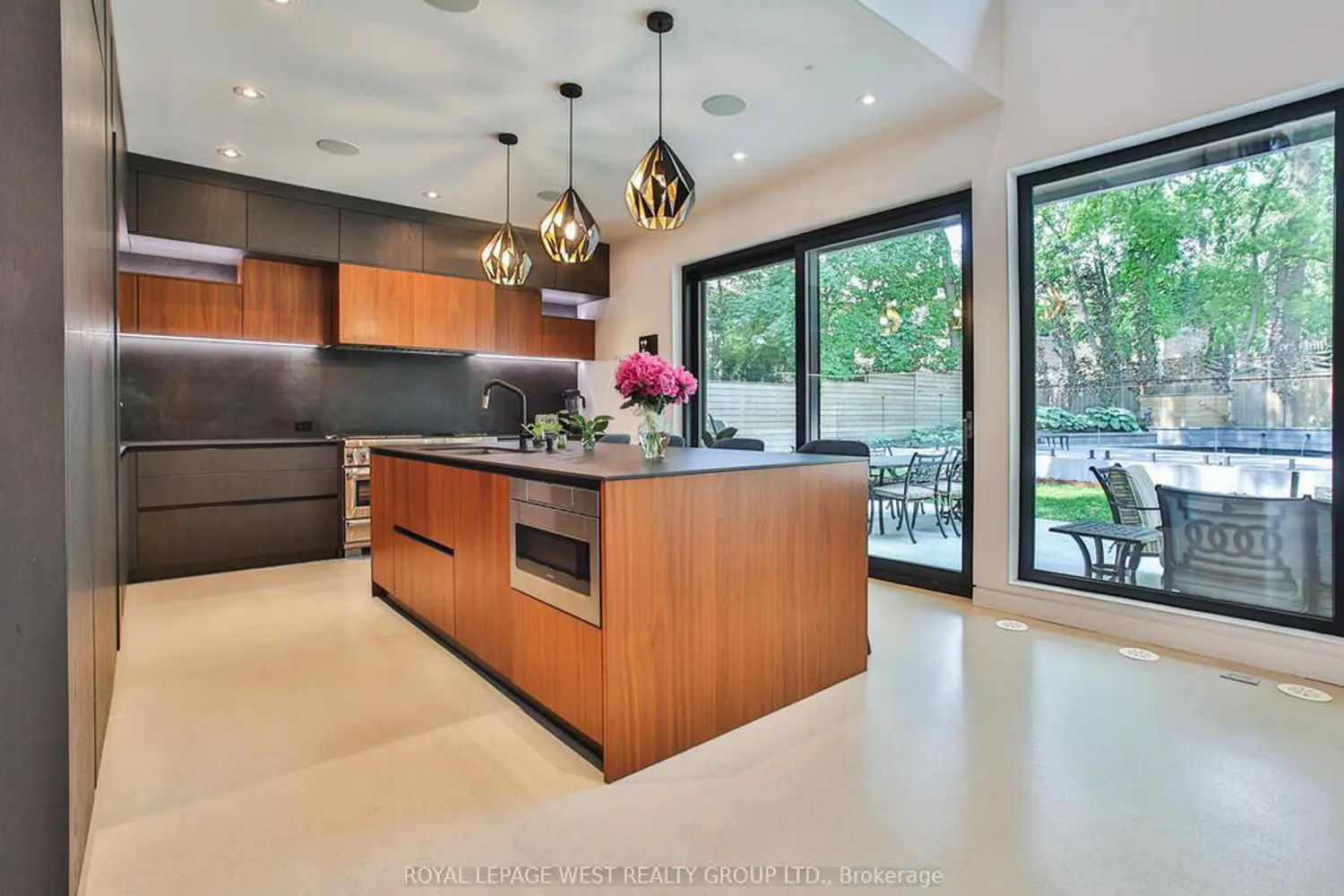 Additional image 4 of 4 Old Oak Road