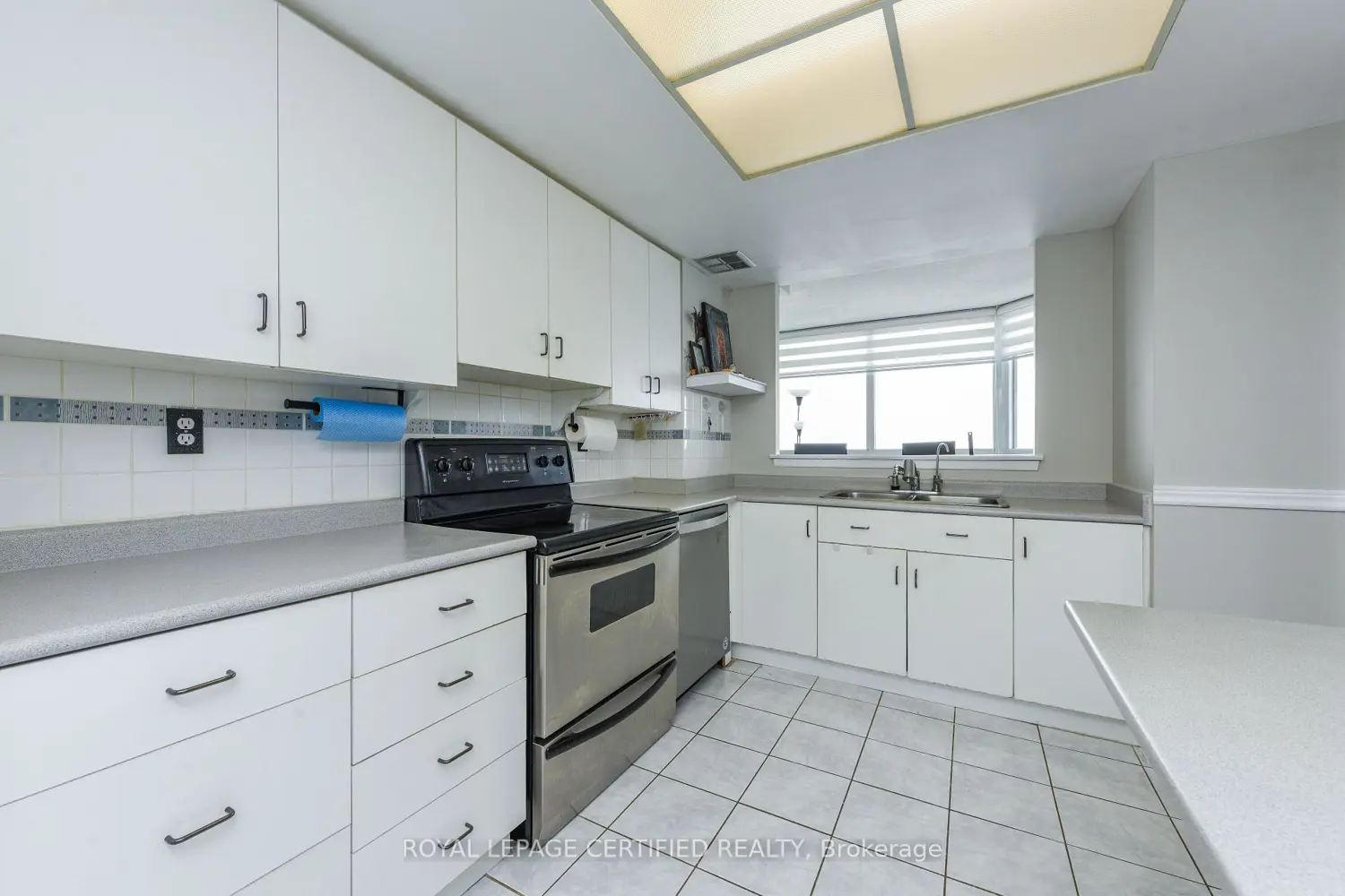 Additional image 3 of 8 Lisa Street 2807