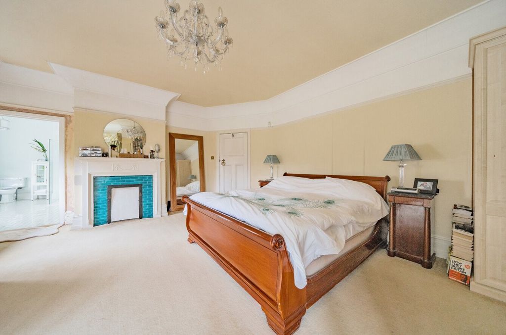 Additional image 7 of 4 bed detached house for saleWestbourne Crescent, Highfield, Southampton, Hampshire SO17