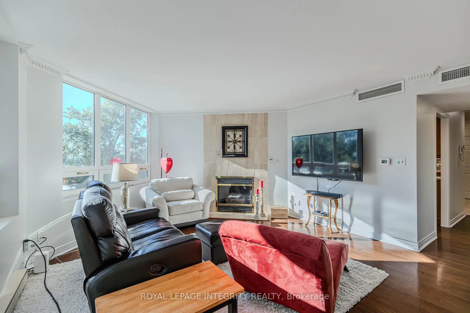 Additional image 12 of 3099 Carling Avenue 203