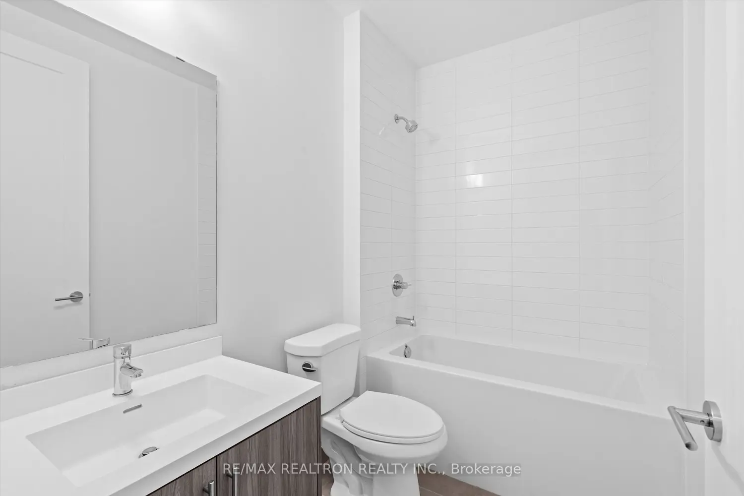 Additional image 12 of 412 Silver Maple Road Ph120