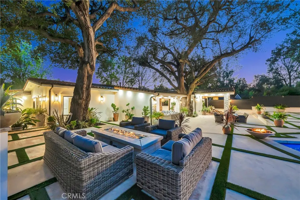 Additional image 75 of 19225 Rosita St, Tarzana, CA 91356