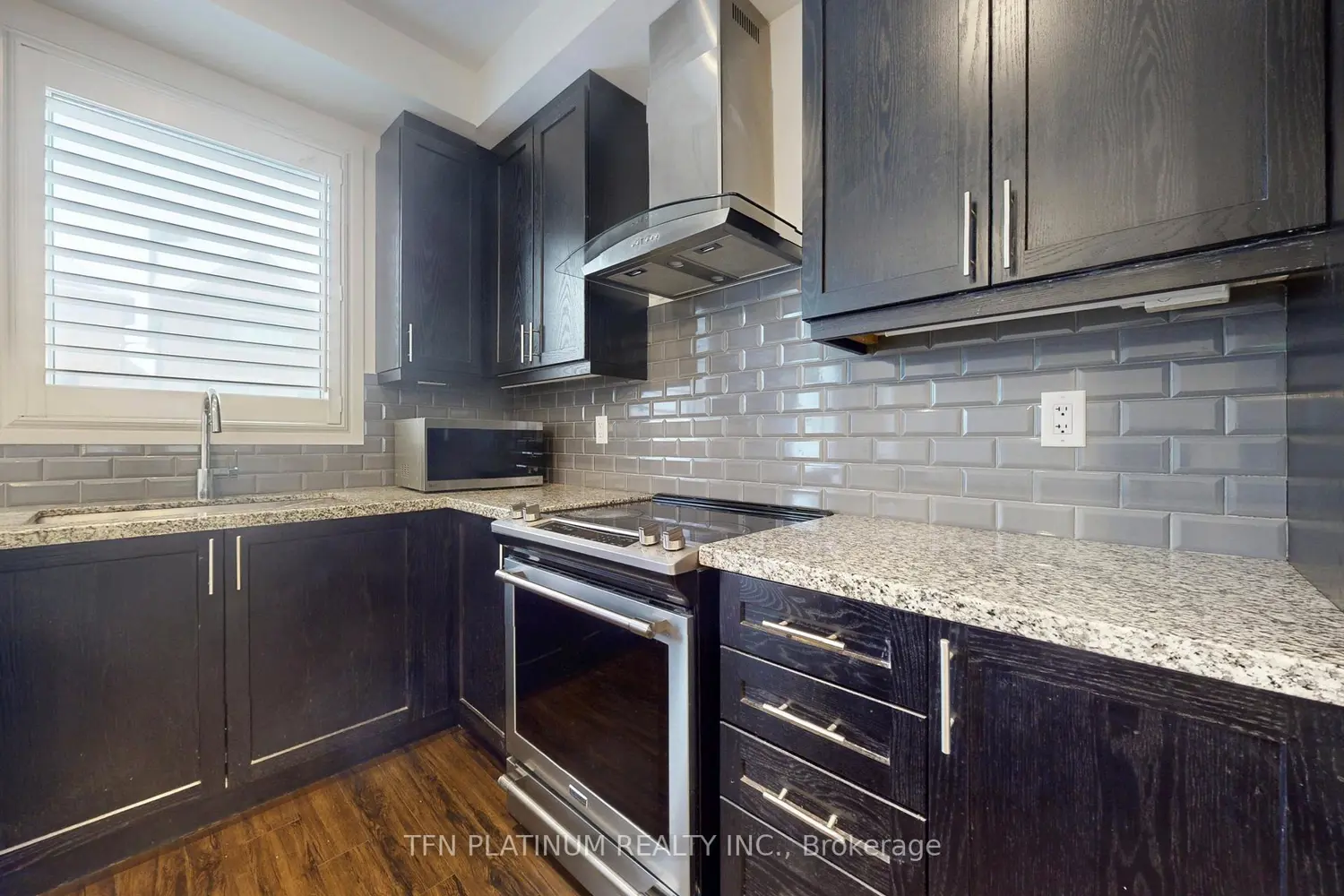 18 Totten Trail photo 5