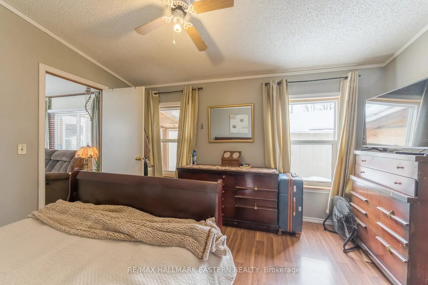 Additional image 16 of 2244 Heritage Line 26B