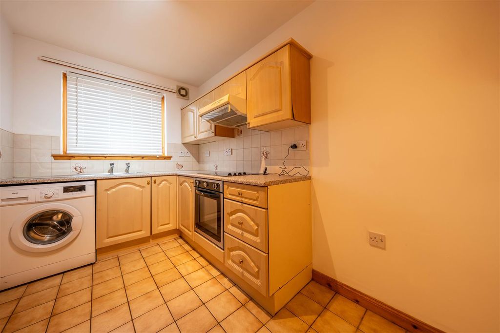 2 bed flat for saleThe Stables, Perth PH1 photo 5