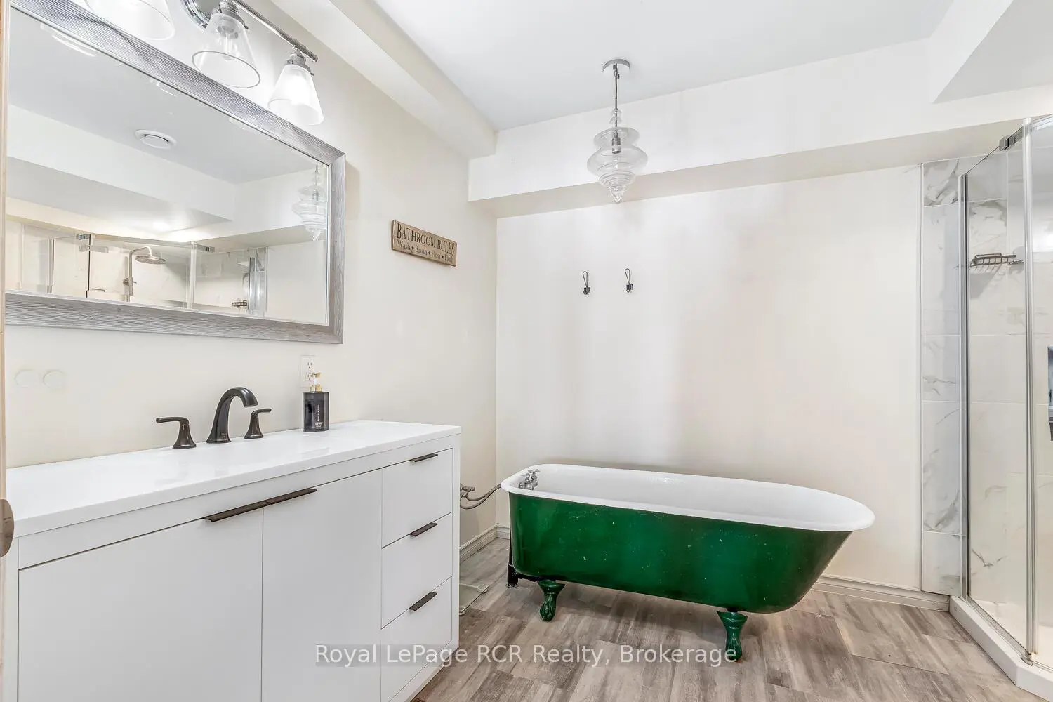 Additional image 10 of 430099 Sydenham Lakeshore Drive