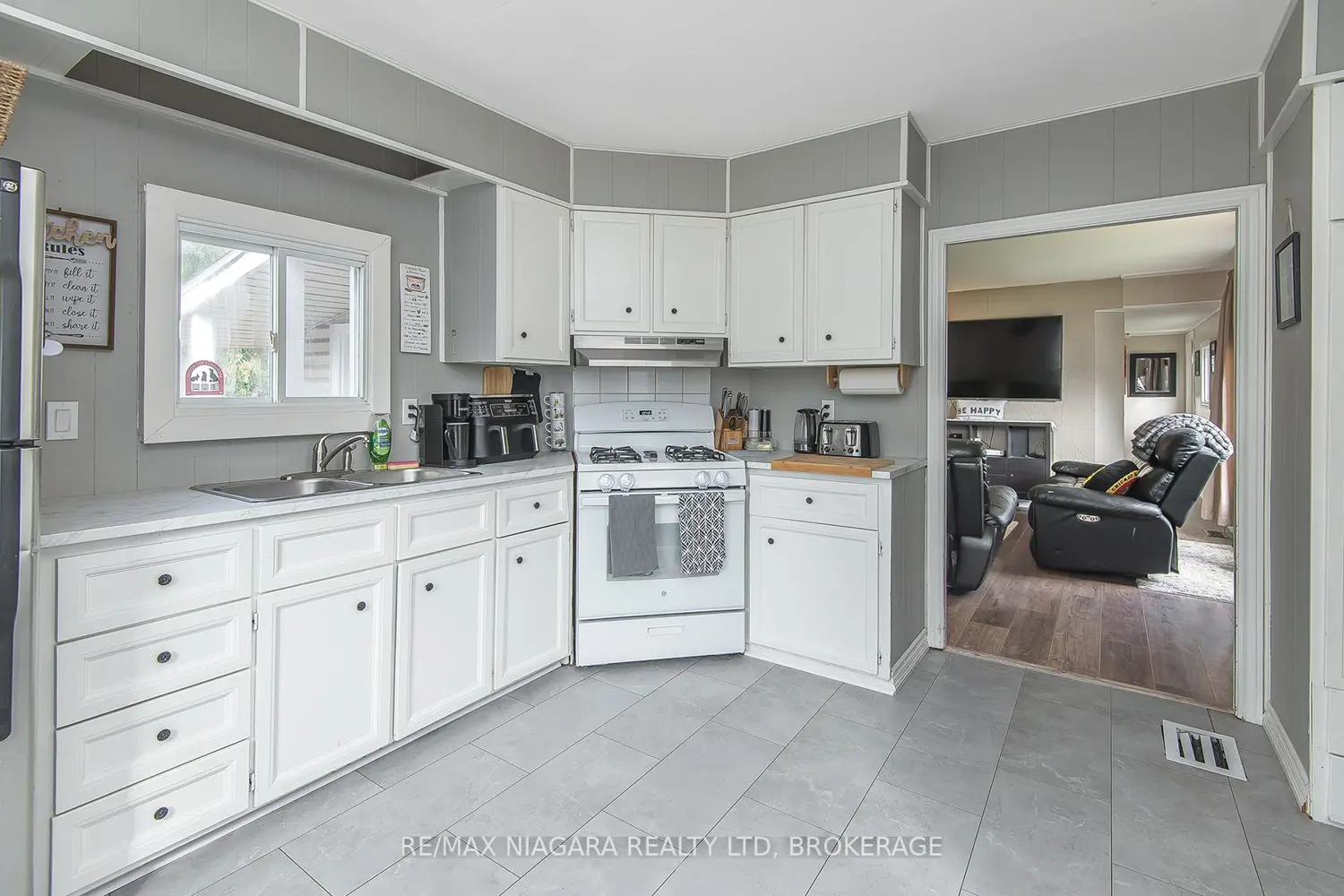 Additional image 8 of 4599 Abigail Lane