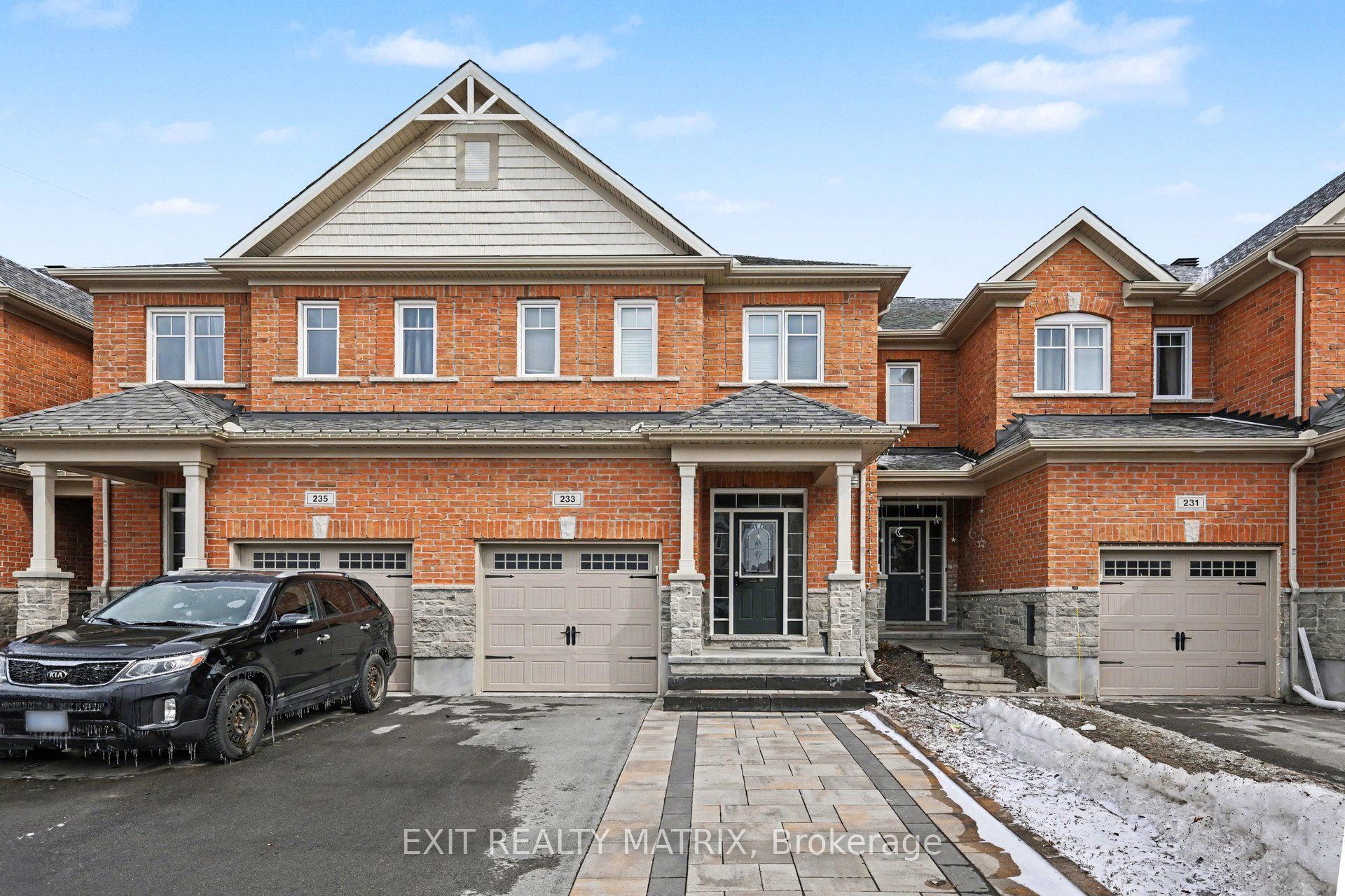 233 Losino Crescent, Ottawa, ON, K2V 0E4