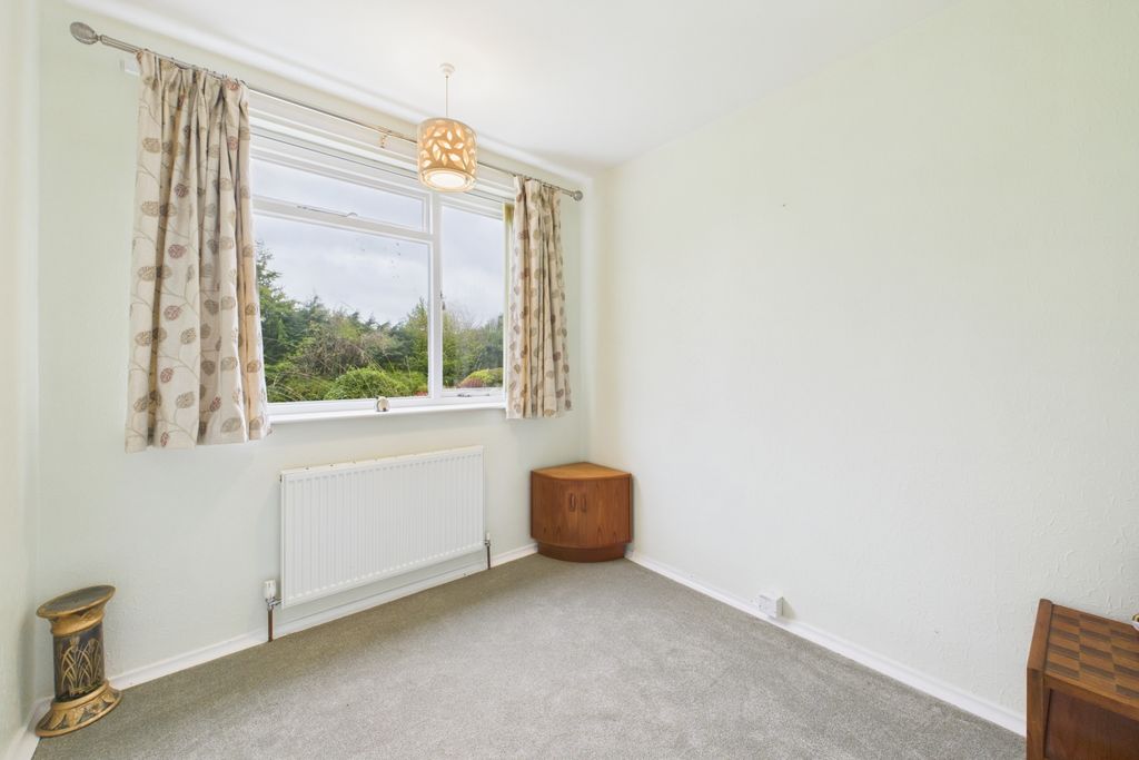 Additional image 11 of 3 bed flat for sale2 Burlington Close, Dore S17