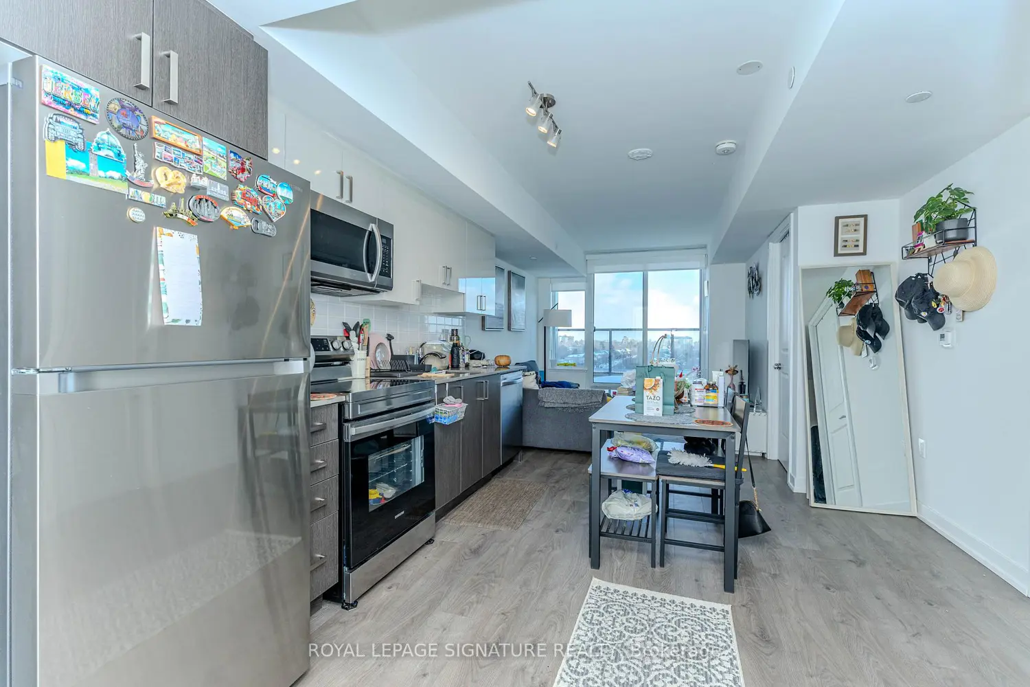 Additional image 6 of 556 Marlee Avenue 813