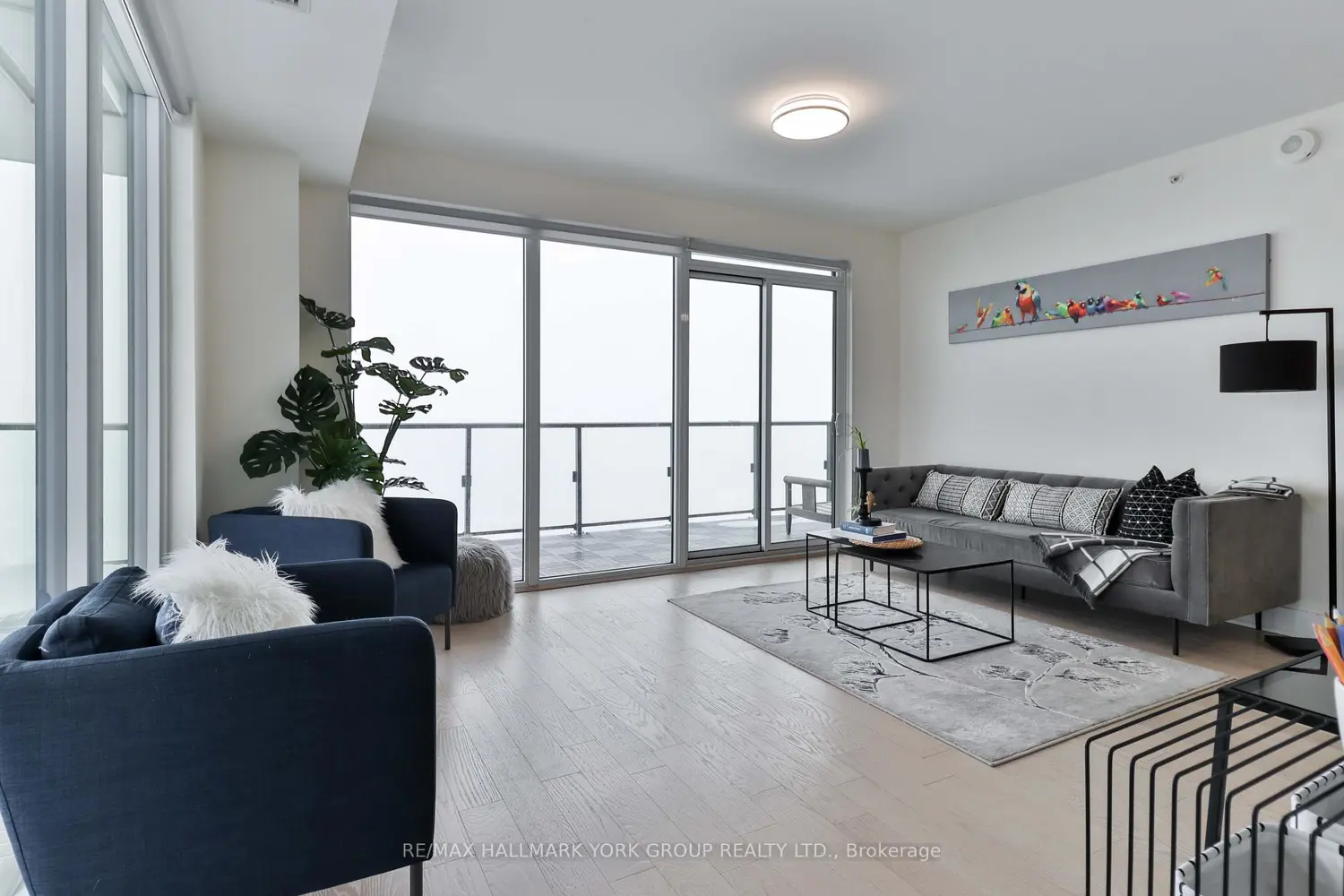 Additional image 3 of 955 Bay Street 3703
