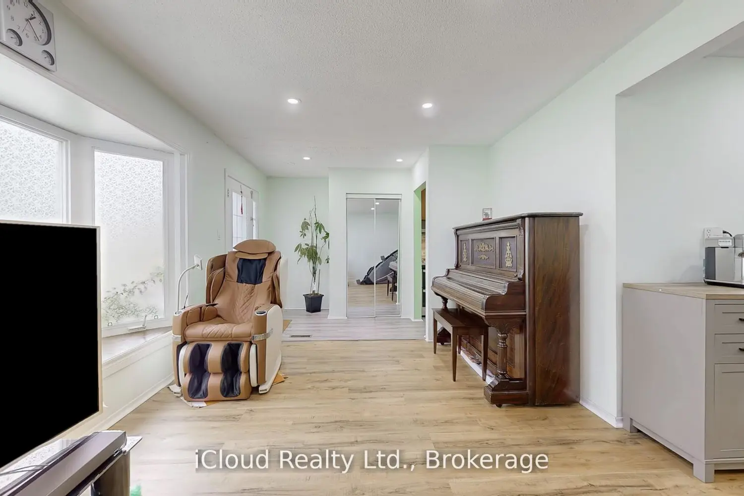 Additional image 4 of 19 Flamingo Crescent