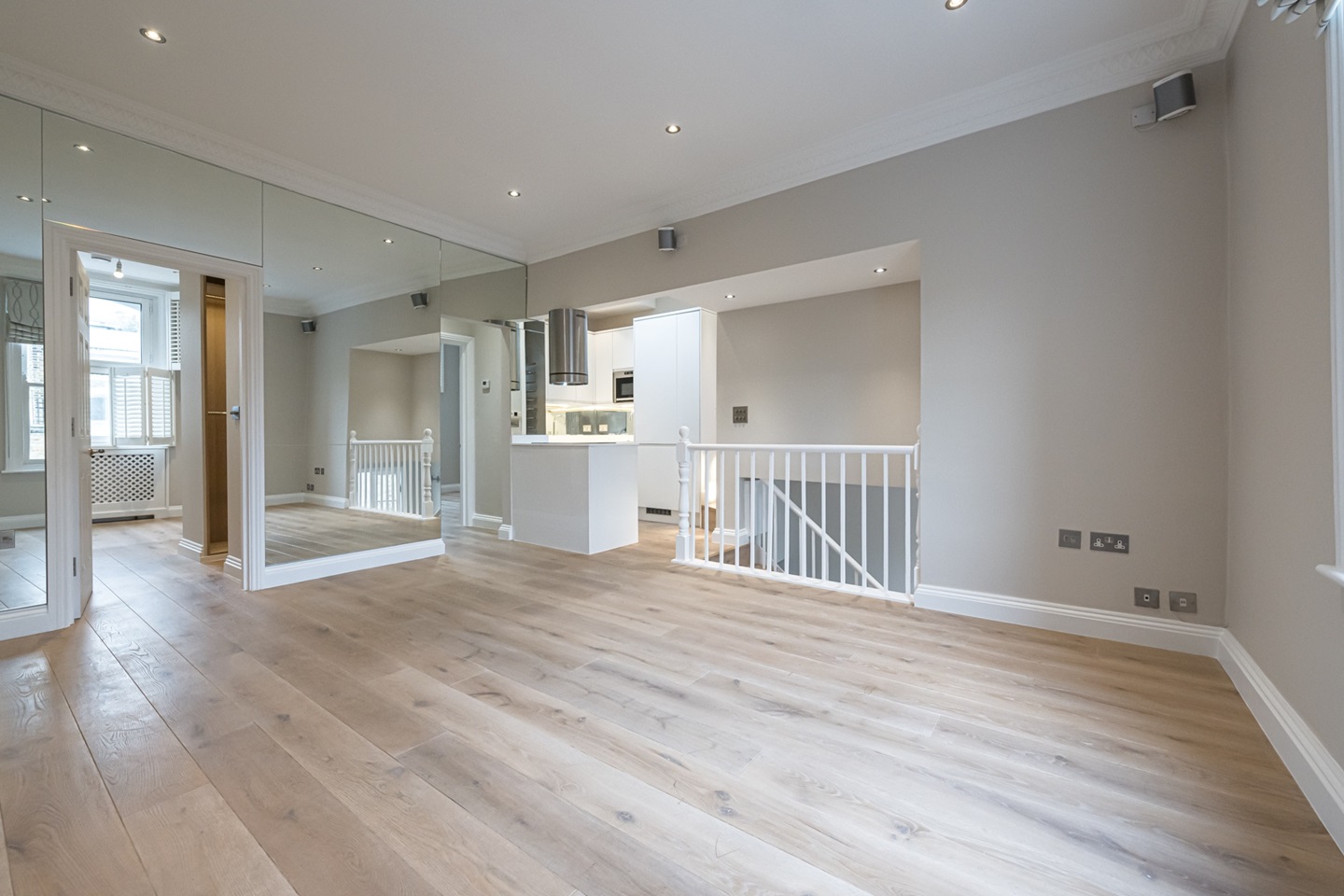 2 Bed Flat, Hollywood Road, SW10, N1 7GU