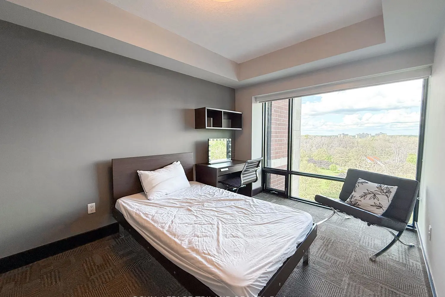 Additional image 12 of 1235 Richmond Street 1116