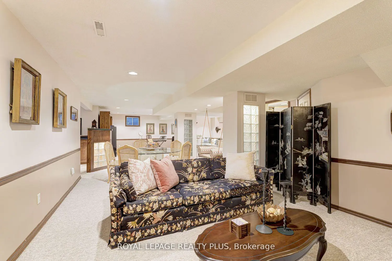 Additional image 17 of 1760 Featherston Court