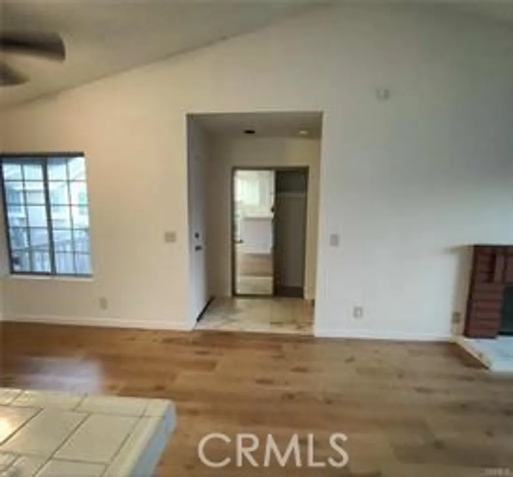 Additional image 2 of 3851 Amberly Drive Unit E, Inglewood, CA 90305