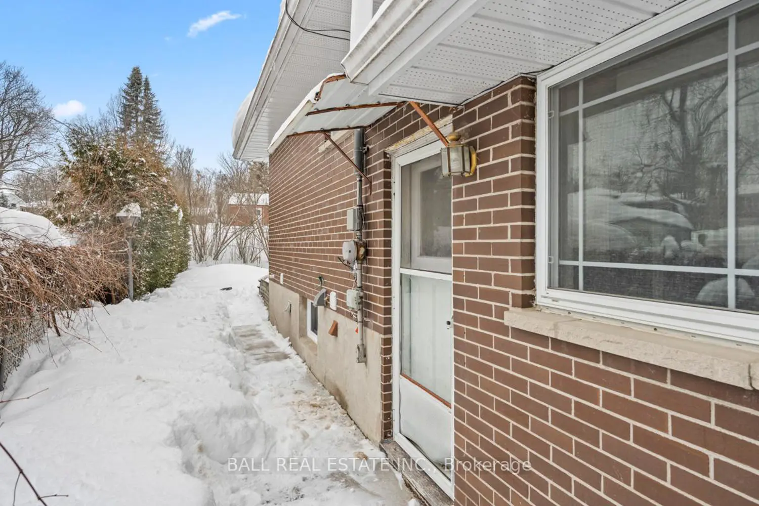 Additional image 17 of 255 Woodward Avenue