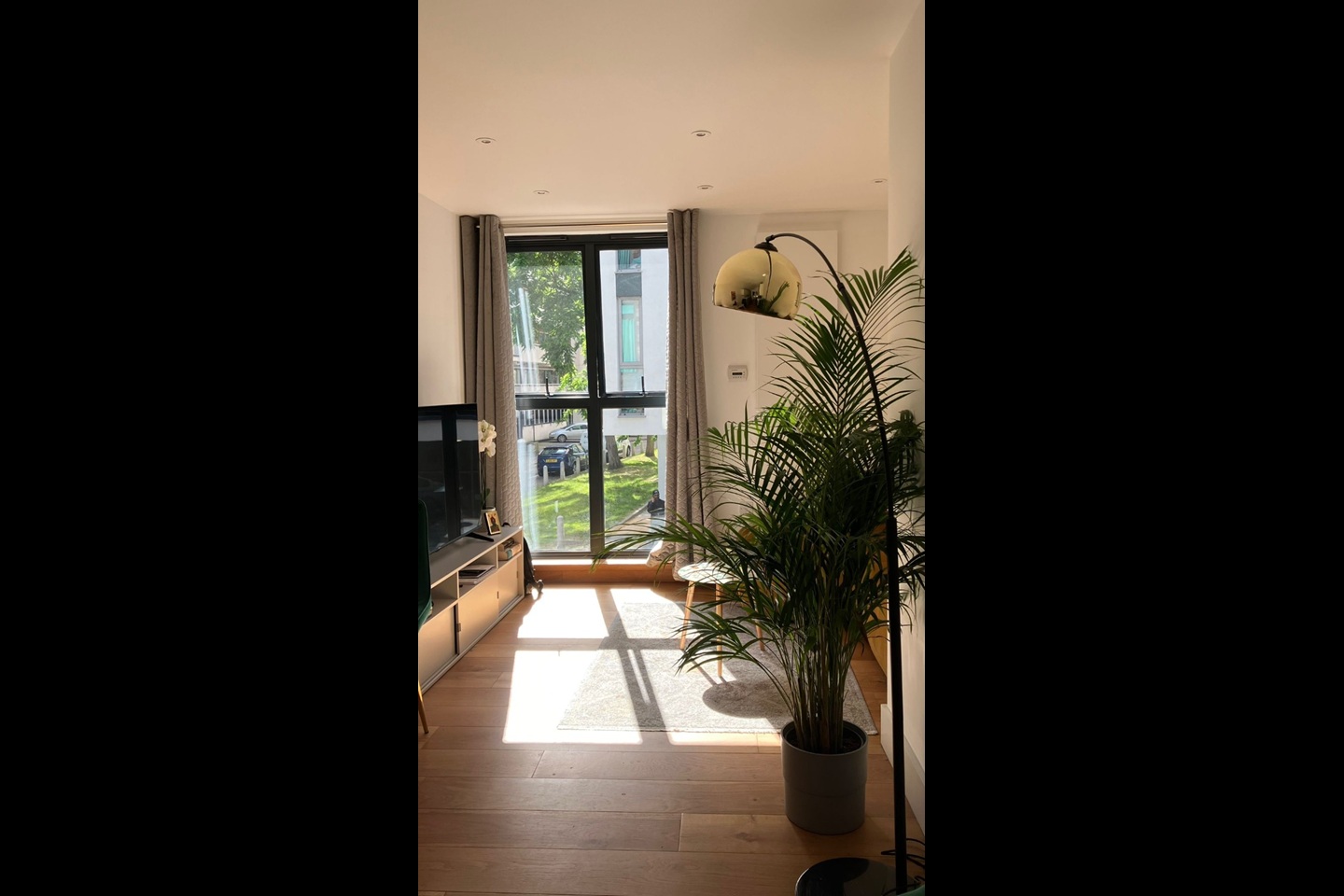 1 Bed Flat, Umberston Street, E1, N1 7GU