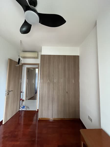 Additional image 5 of 52 Lakeside Drive