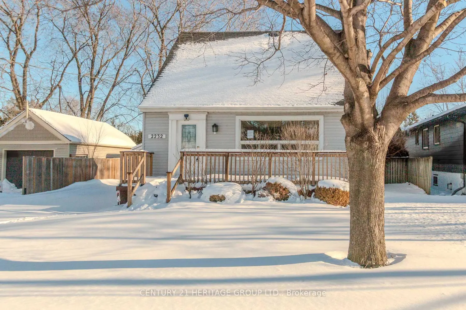 2232 Queensway Drive