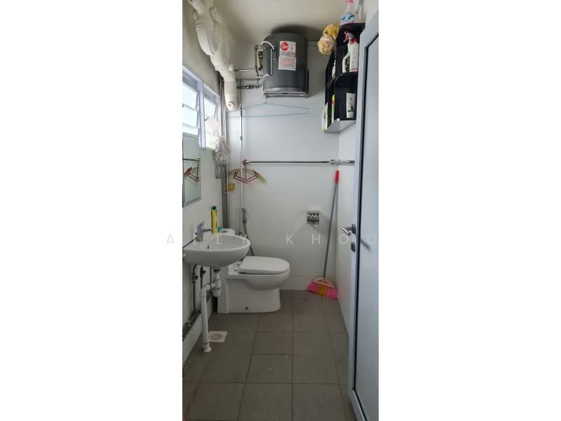 Additional image 6 of 464 Upper Serangoon Road