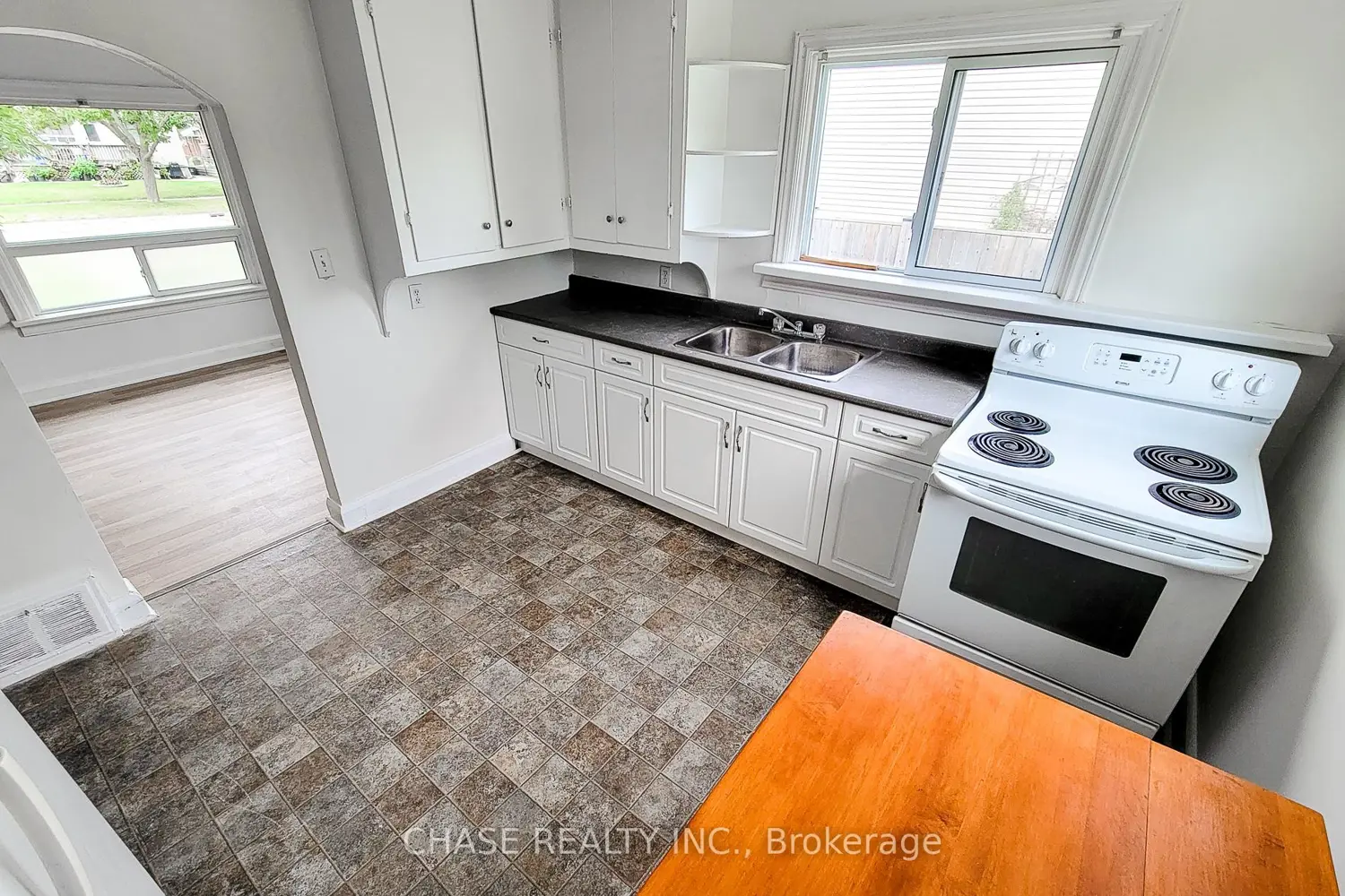 Additional image 5 of 107 Saint George Street