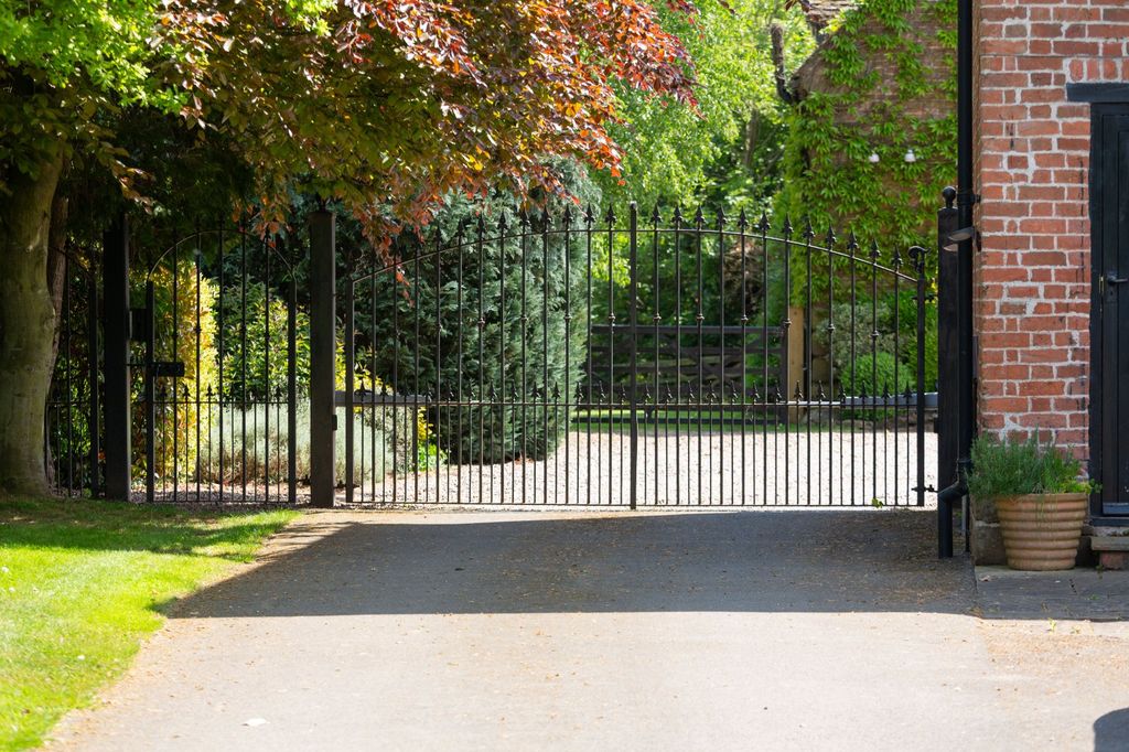 Additional image 5 of 7 bed equestrian for saleStoke Park, Stoke On Tern, Shropshire TF9