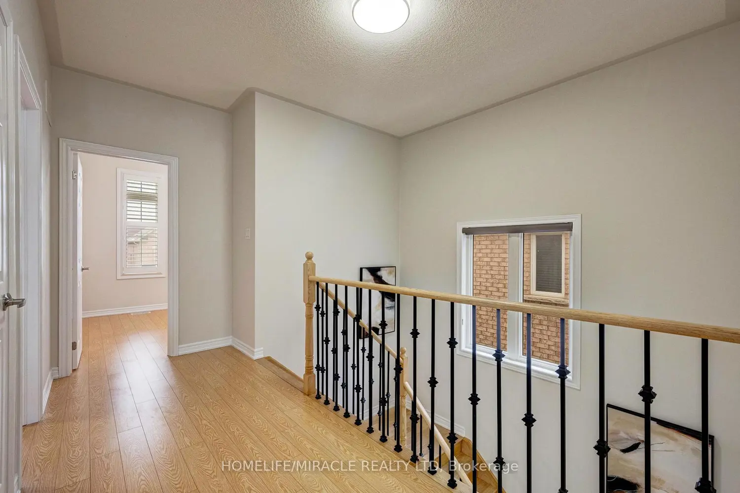 Additional image 12 of 14 Vezna Crescent