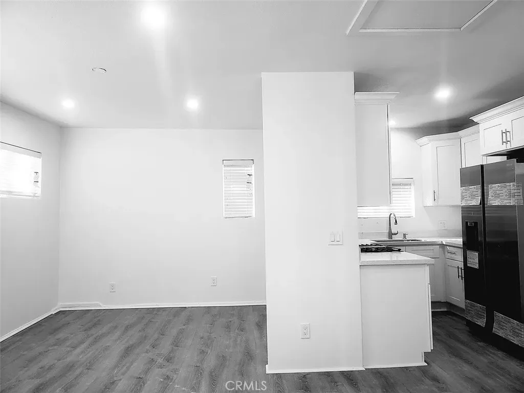 Additional image 28 of 4943 Rosemont Ave, La Crescenta, CA 91214