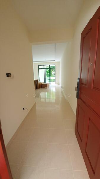 Additional image 4 of 27 Hillview Avenue