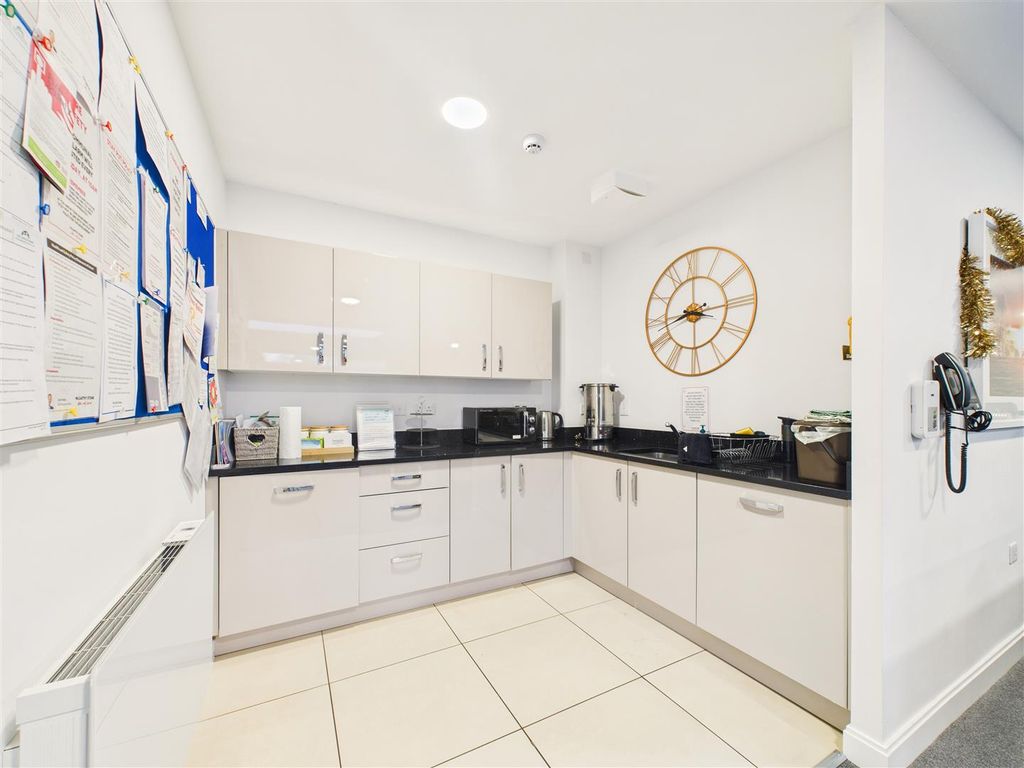 Additional image 20 of 2 bed flat for saleStapleton Court, Waller Grove, Swanland HU14