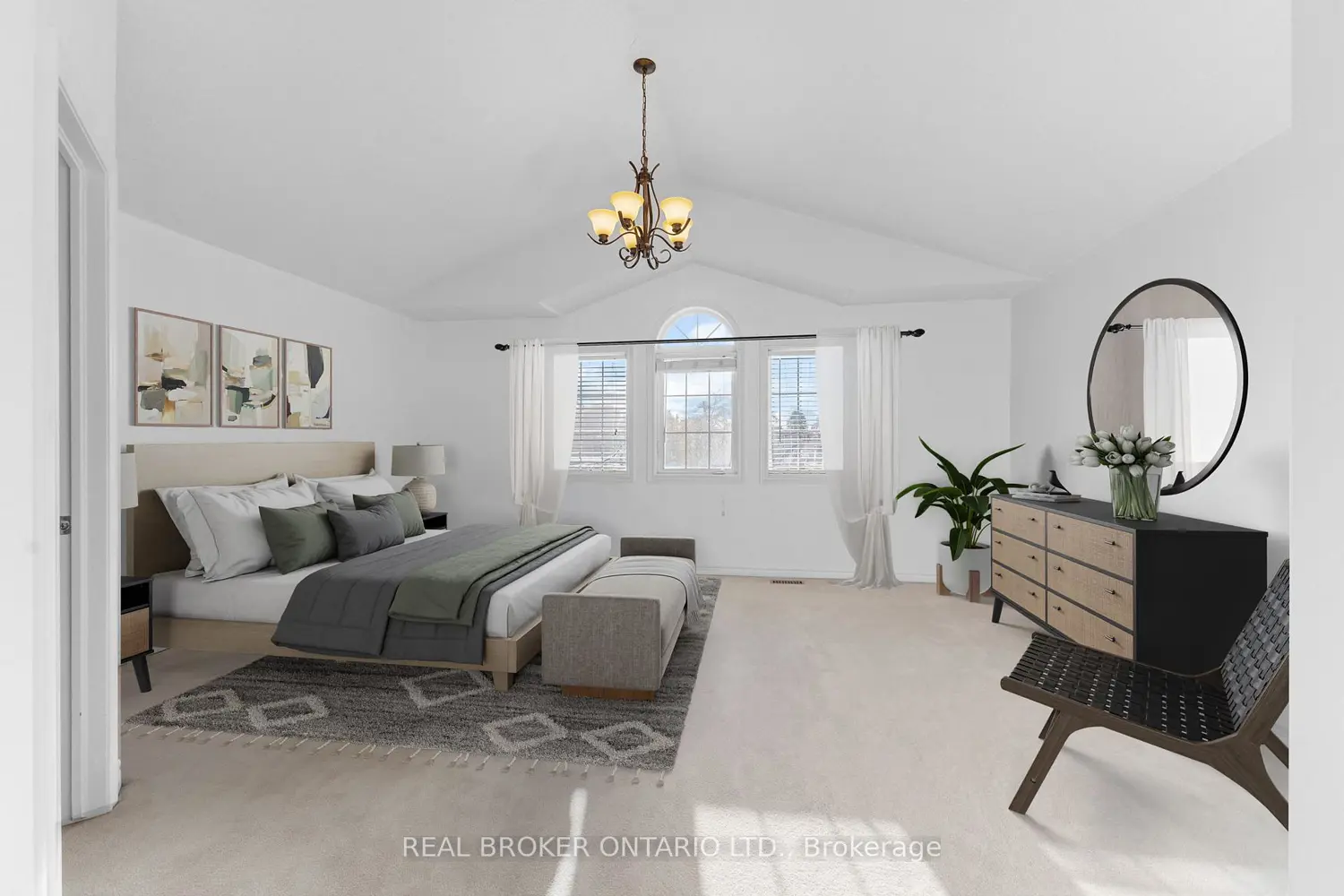 Additional image 9 of 2014 Jasper Avenue