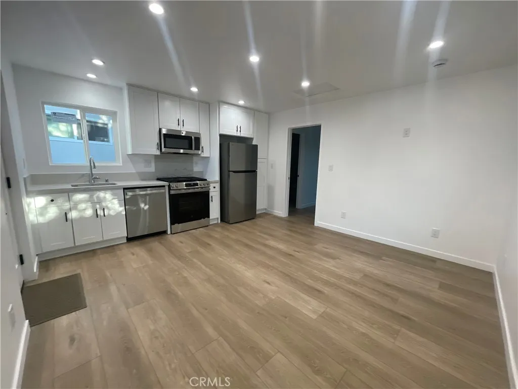 Additional image 6 of 17020 Flanders St, Granada Hills, CA 91344