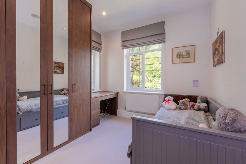 Additional image 19 of 3 bed flat for salePriory Road, Ascot SL5