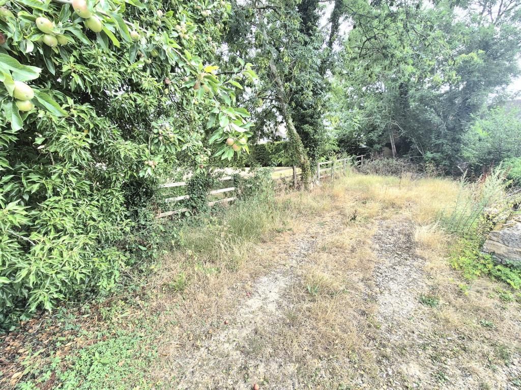 Land for saleLong Compton, Warwickshire CV36 photo 5