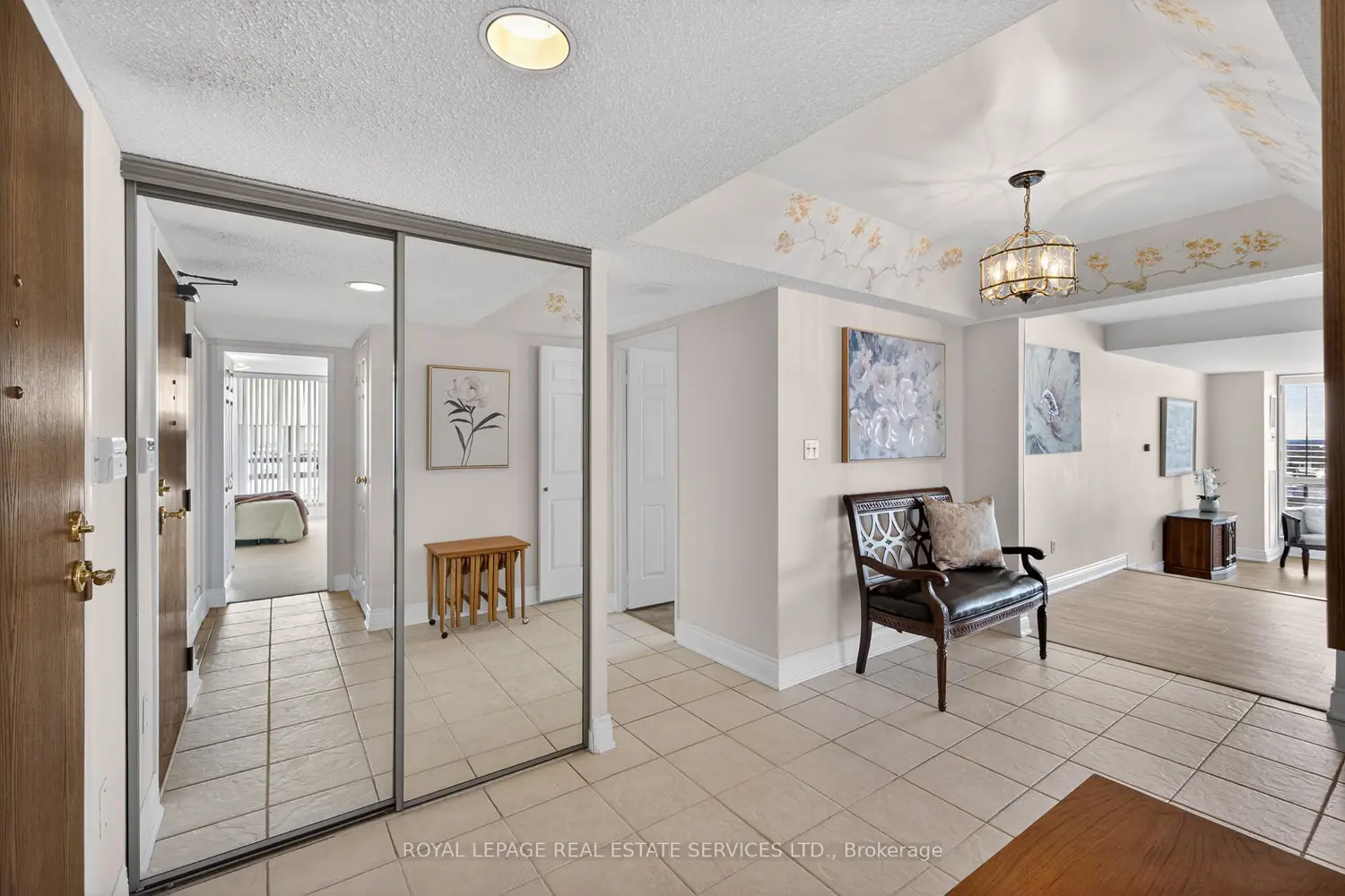 2180 Marine Drive 1601 photo 3